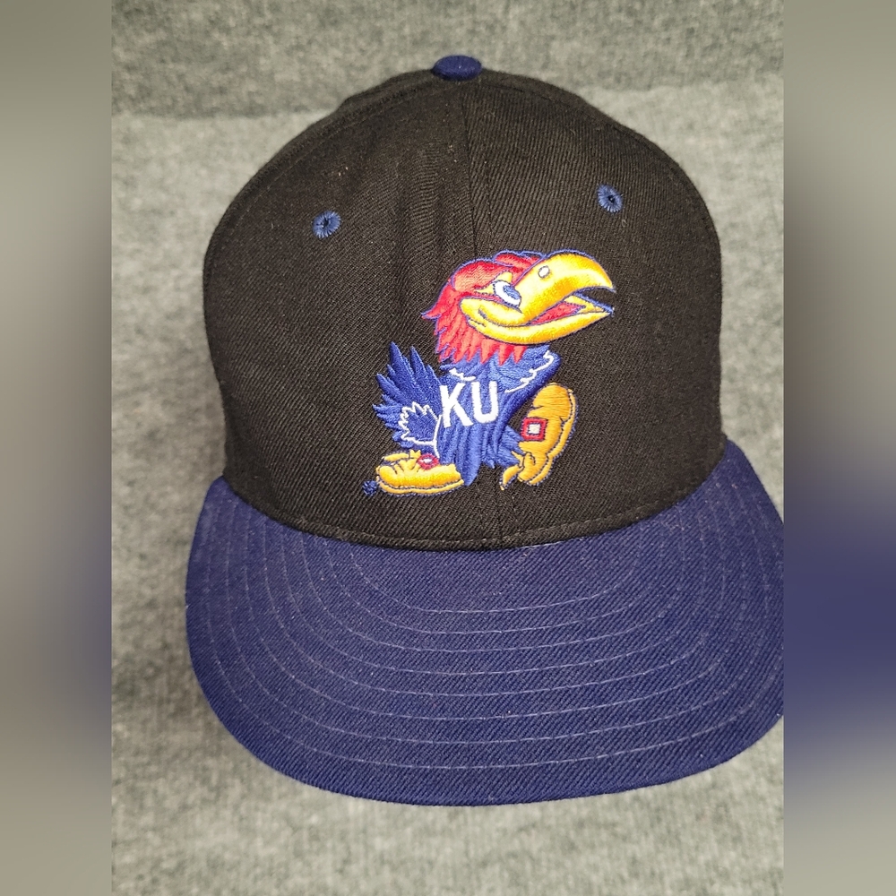KU Logo Black Hat NEW ERA 5950 Pro Model Made USA 6 7/8 Size Fitted - Picture 2 of 9